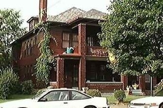 Building Photo - 4007 California Ave