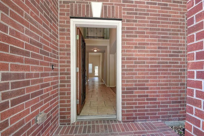 Foto del edificio - 34 N Montfair Park Cir