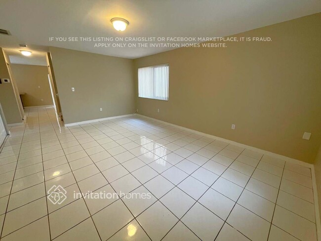 Foto del edificio - 16150 SW 137th Ct