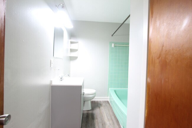 Foto del edificio - 4BR 2BA New On The Market! Cute! Cute! Cute! Better Hurry To See This One!!
