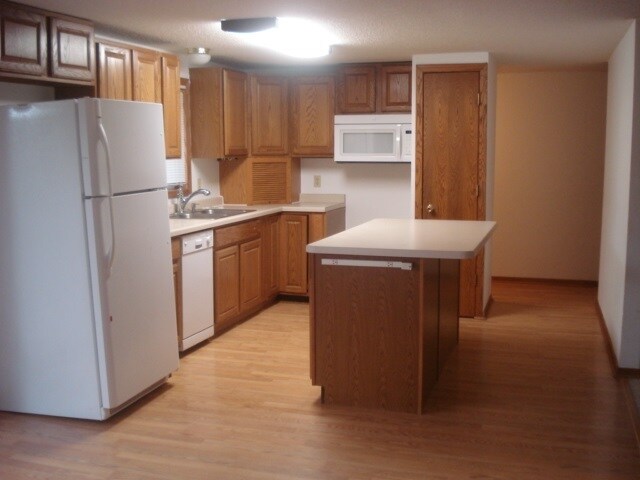 Foto del edificio - 22968 160th St NE