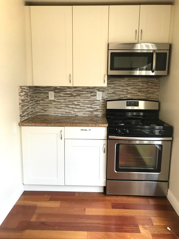 Foto del edificio - 4866 Park Blvd