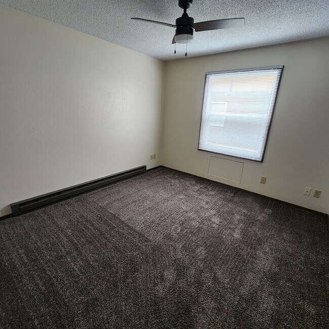 Building Photo - 3207 Eldorado Blvd