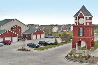 Building Photo - The Hill