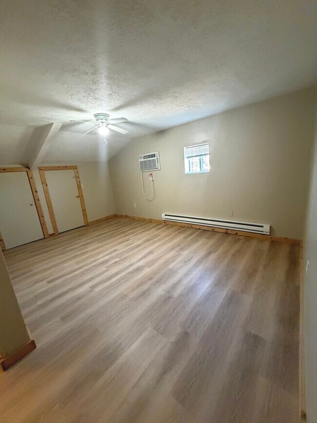 Foto del edificio - 690 W Judson St