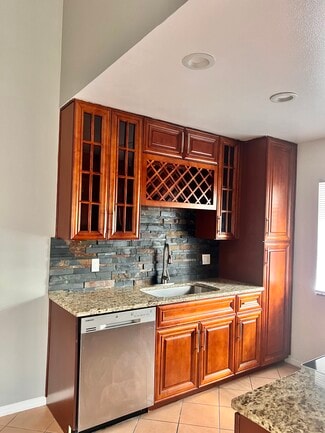 Building Photo - Hampton Terrace Apartments