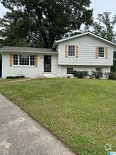 Building Photo - 1073 Sherbrooke Cir