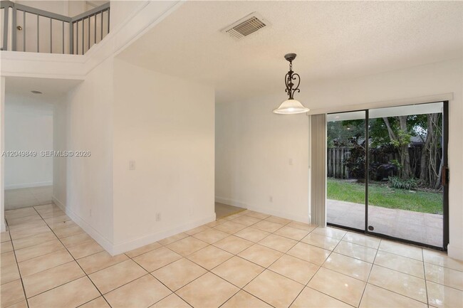 Foto del edificio - 9587 SW 148th Ave