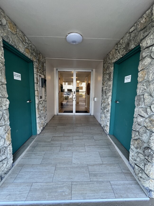 Photo - 4803 Sunset Ct Townhome