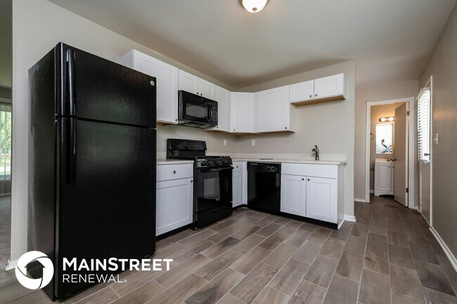Building Photo - 3550 Moller Rd