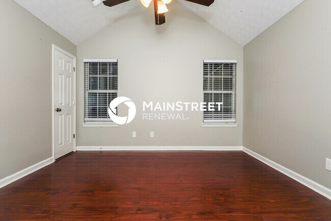 Building Photo - 3 Bedroom Pet-Friendly Home in Stockbridge...