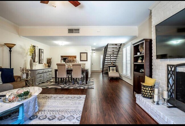 Foto del edificio - 2228 S Piney Point Rd
