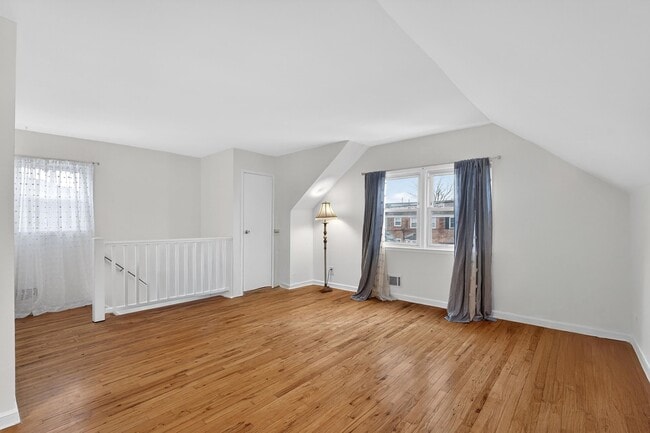 Building Photo - 16 Crossgate Rd