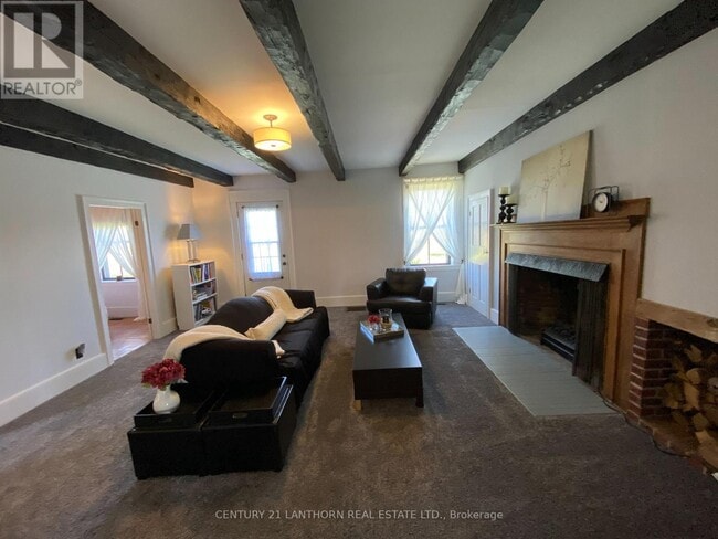 Building Photo - 644 County 10 Rd