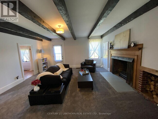 Photo du bâtiment - 644 County 10 Rd