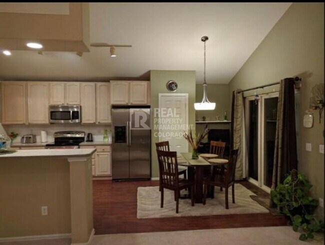 Building Photo - 8407 Dove Ridge Way