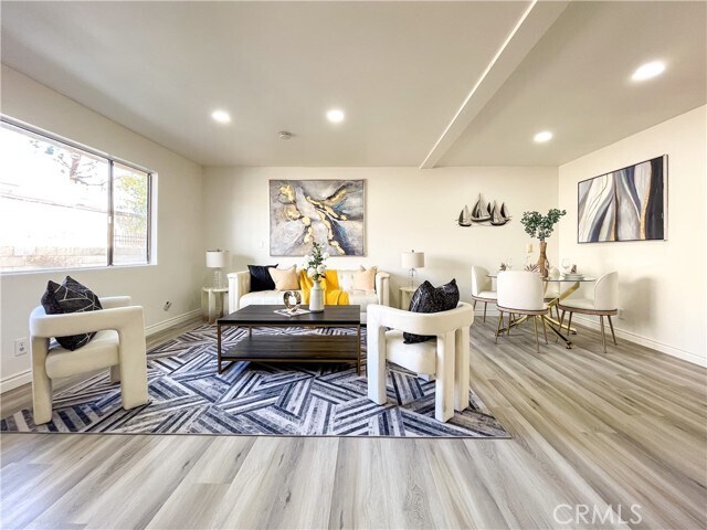 Foto del edificio - 12738 Torch St