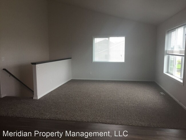 Building Photo - 3 br, 3 bath House - 3354 27th St S
