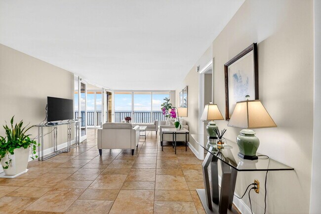Foto del edificio - 3456 S Ocean Blvd