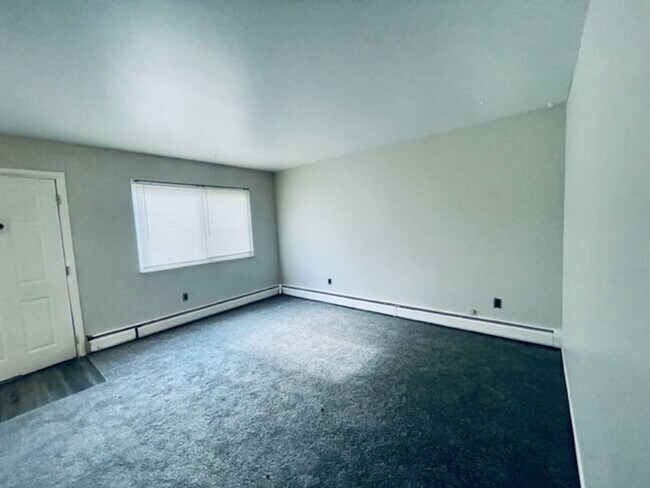 Foto del edificio - Cozy 3 Bedroom Ranch located on a quiet Wa...