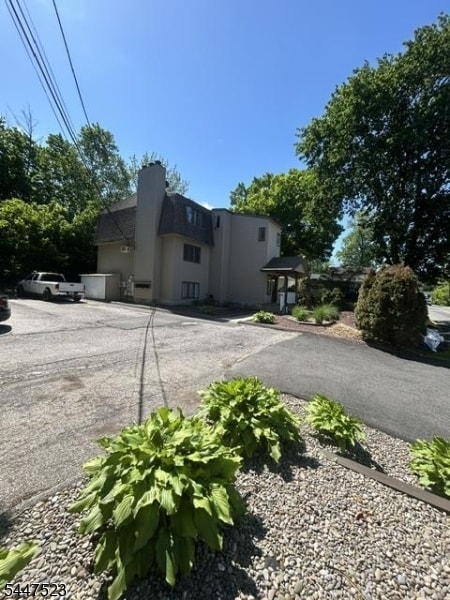 Building Photo - 362 Rutherford Ave