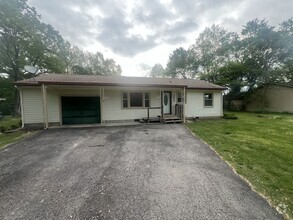 Building Photo - 5800 S Wilson Rd