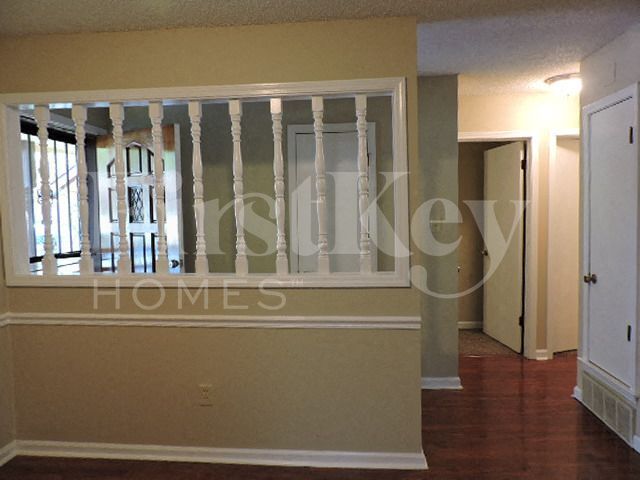 Foto del edificio - 6346 Bent Oak Ln