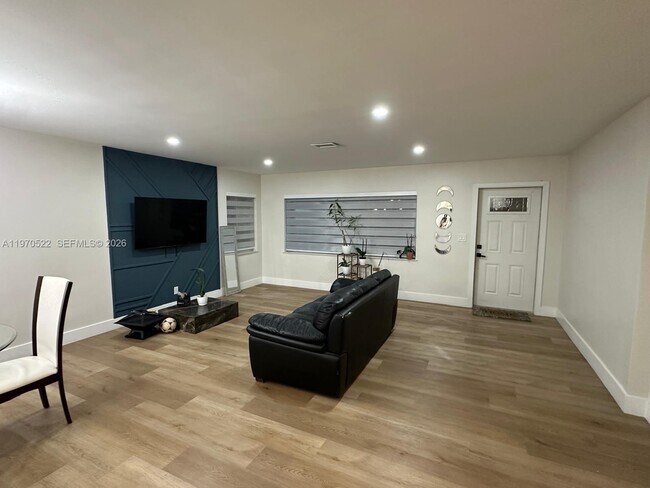 Foto del edificio - 34 SE 3rd Terrace