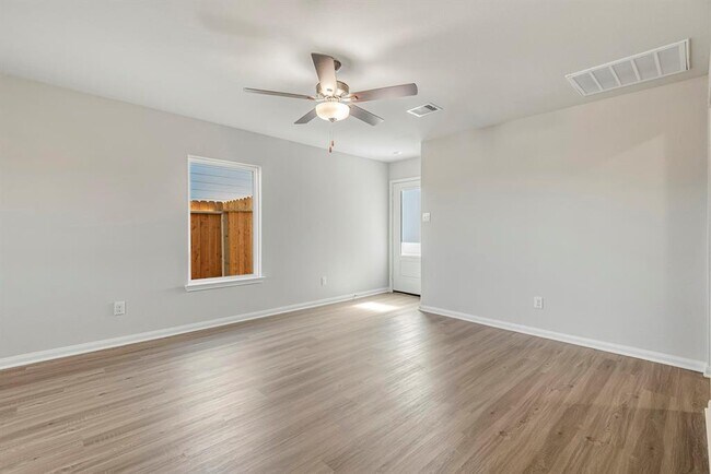 Building Photo - 8210 Blooming Meadow Ln