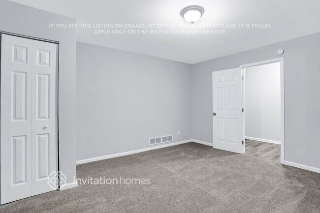 Foto del edificio - 3488 Pheasant Ct