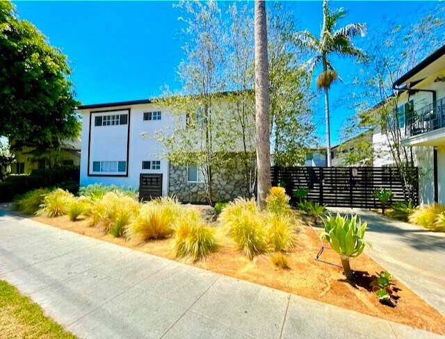 Building Photo - 315 Junipero Ave