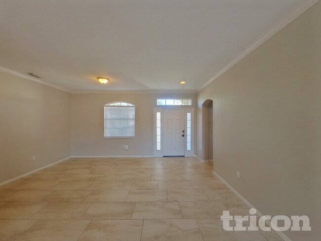 Foto del edificio - 6421 Fox Grape Ln