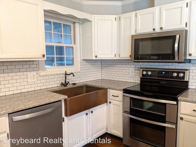 Building Photo - 3 br, 2 bath House - 43 Beech Glen Drive