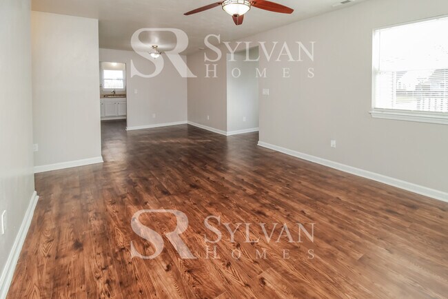 Foto del edificio - Enjoy living the good life in this 3 bedro...