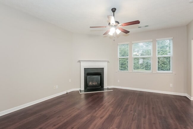 Building Photo - 1379 Park Brooke Cir SW