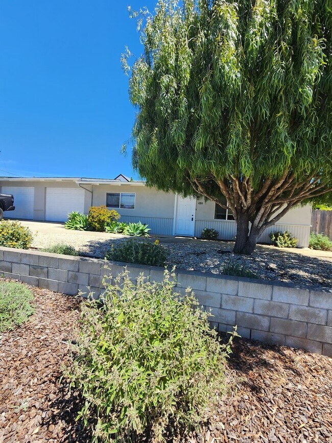 Foto del edificio - Comfortable 2 Bed, 1 Bath in Beautiful Grover Beach