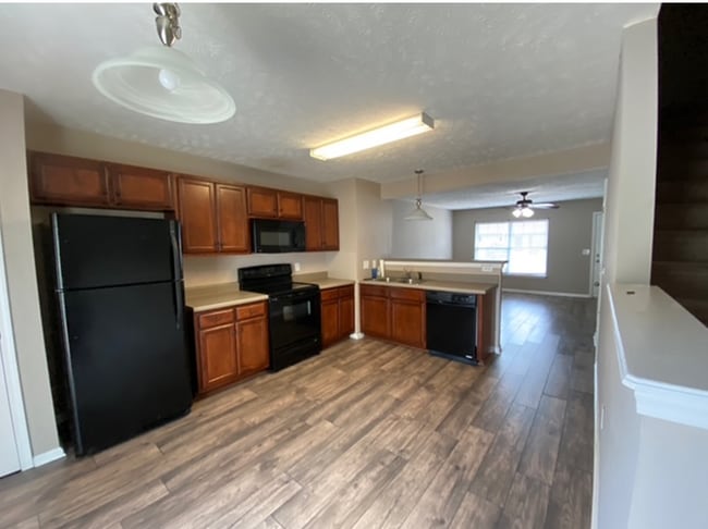 Building Photo - 2961 S Rutherford Blvd
