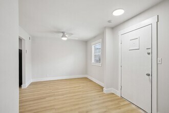 Interior Photo - Chateau