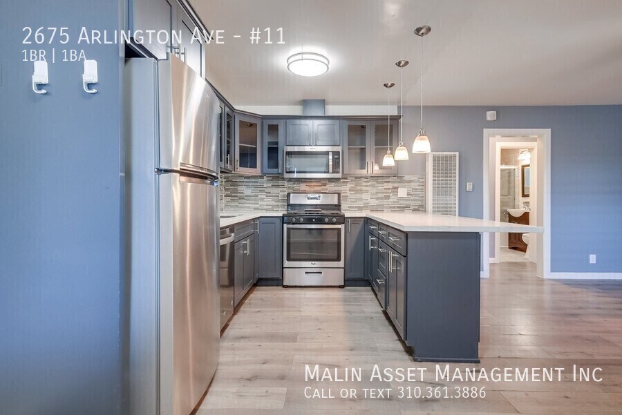 Foto principal - 2675 Arlington Ave &amp; 3105 W 27th St (B)