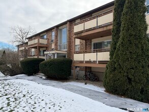 Building Photo - 45 Jefferson Rd