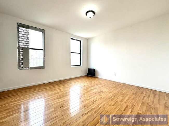 Building Photo - 3620 Broadway