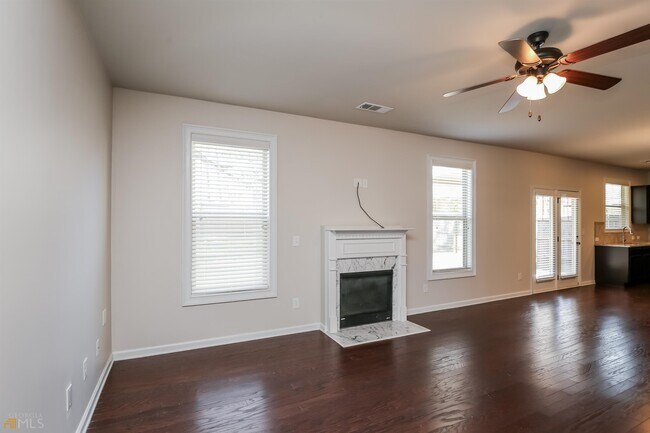 Building Photo - 5720 Shore Isle Ct