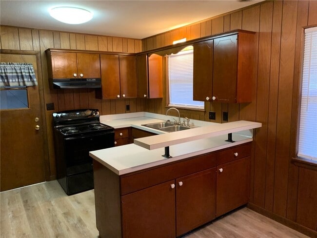 Foto del edificio - 40 Hatcher Dr