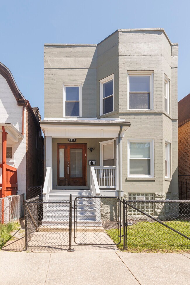 Building Photo - 7117 S Ingleside Ave