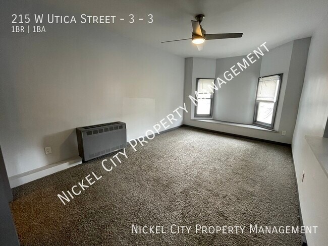 Foto del edificio - 215 W Utica St