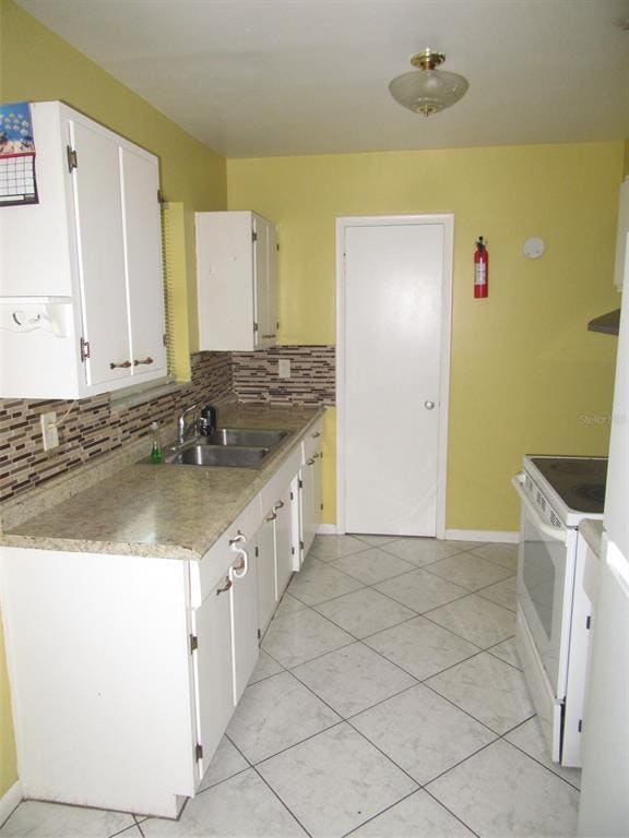 Building Photo - 21267 Gladis Ave