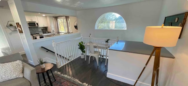 Building Photo - 642 Star Crest Dr W