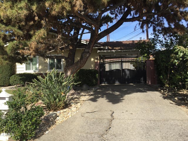 Building Photo - 33 E Santa Anita Terrace