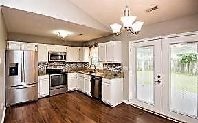 Foto del edificio - 5579 Windy Knoll Place