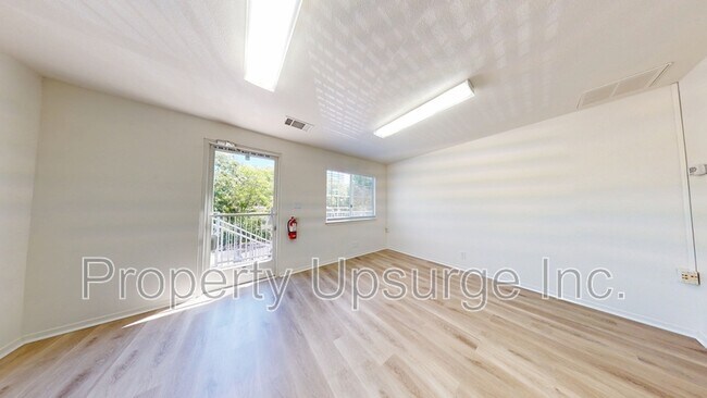 Foto del edificio - 2371 Washington Ave